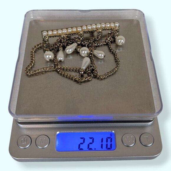 V Faux Pearl Danglig Bar Brooch - Picture 7 of 7